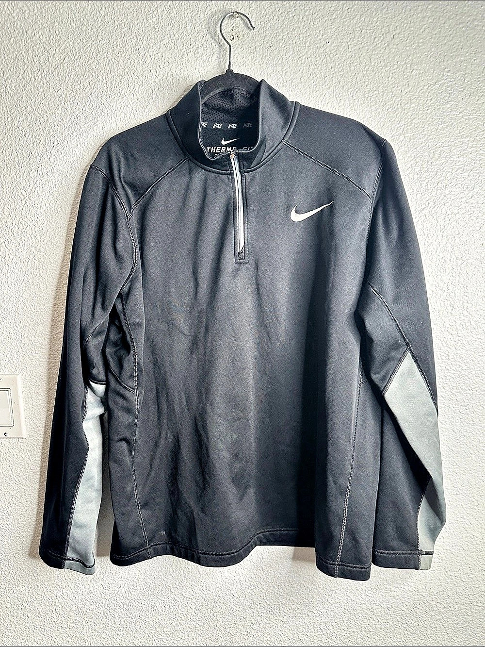 Nike Therma-FIT 1/4-Zip Pullover Jacket Black & Gray Large